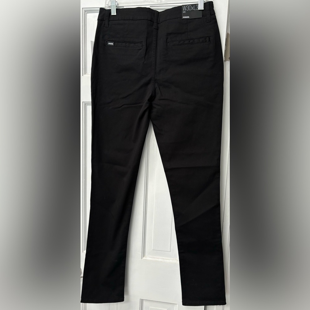 RSQ Tilly’s slim twill pants size W30 x 32 black New with tags